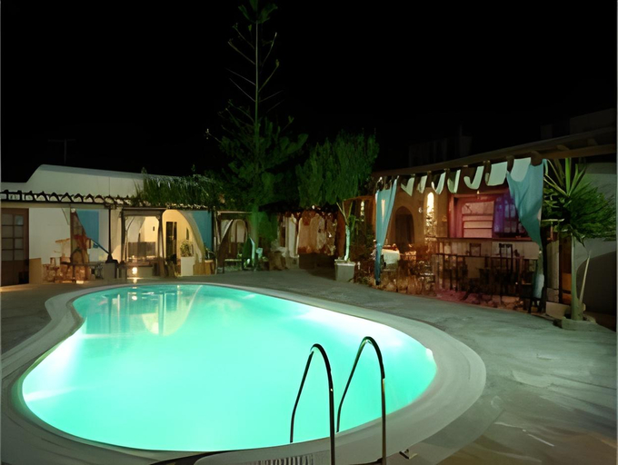 Swimming pool 2, Sofia Village, South Aegean