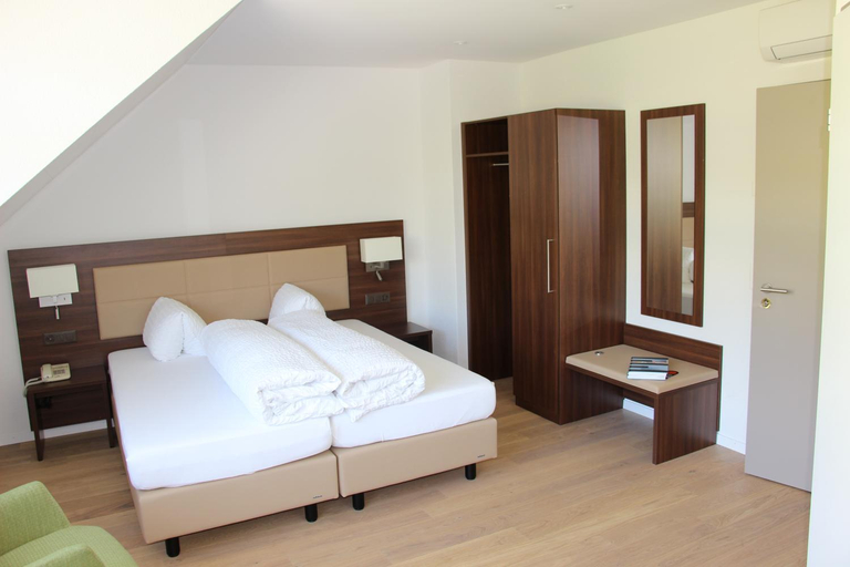 Bedroom 10