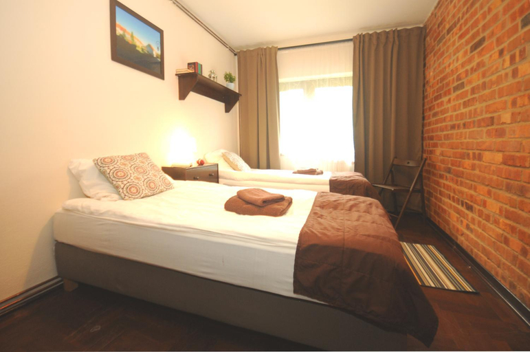Bedroom 3, Centrum Turystyki Niekonwencjonalnej, Ząbkowice