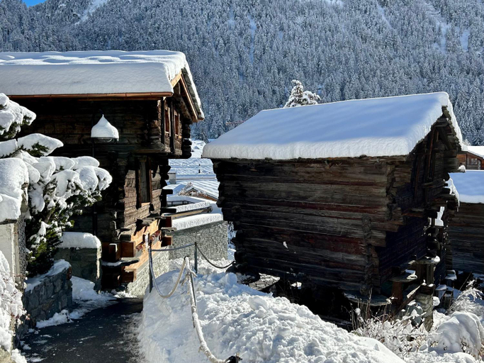 Exterior view 5, Chalet Coral und Zermatter Stadel, Visp