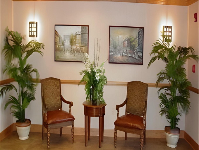 Public Area 4, Holiday Inn Express FOREST CITY by IHG, Rutherford
