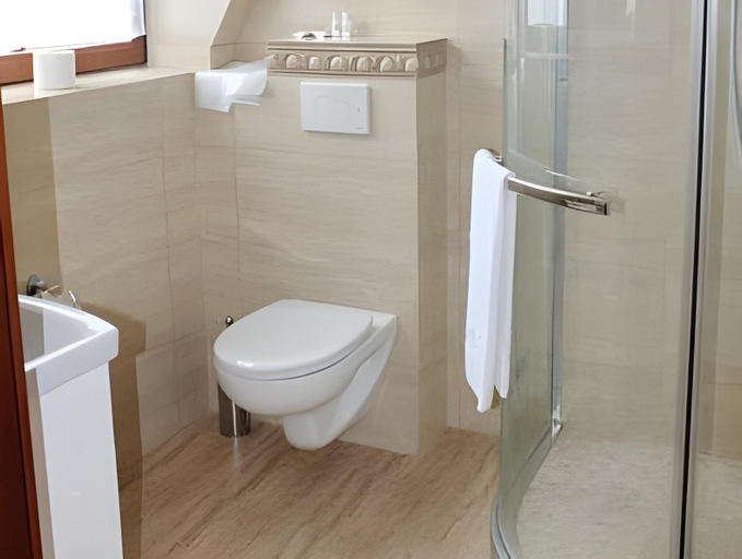 Bathroom 4, Jasminowy Dwor, Jarosław
