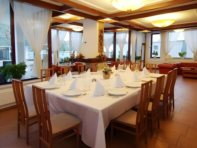 Food & Drinks 3, Casa Jasmine, Brasov