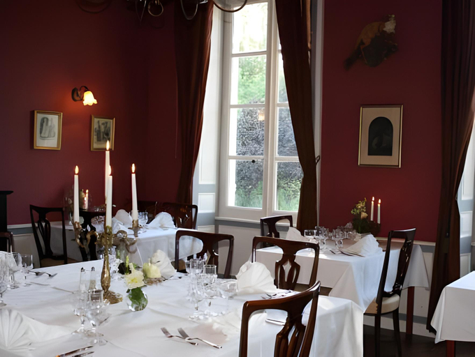 Food & Drinks 5, Chateau De La Coutanciere, Maine-et-Loire