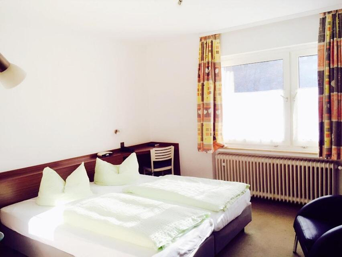 Others 4, Hotel Imperial, Wuppertal