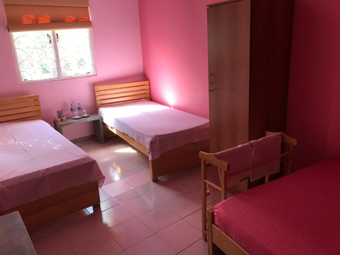 Bedroom 2, Breeze of Paradise Hotel, Sri Jayawardanapura Kotte