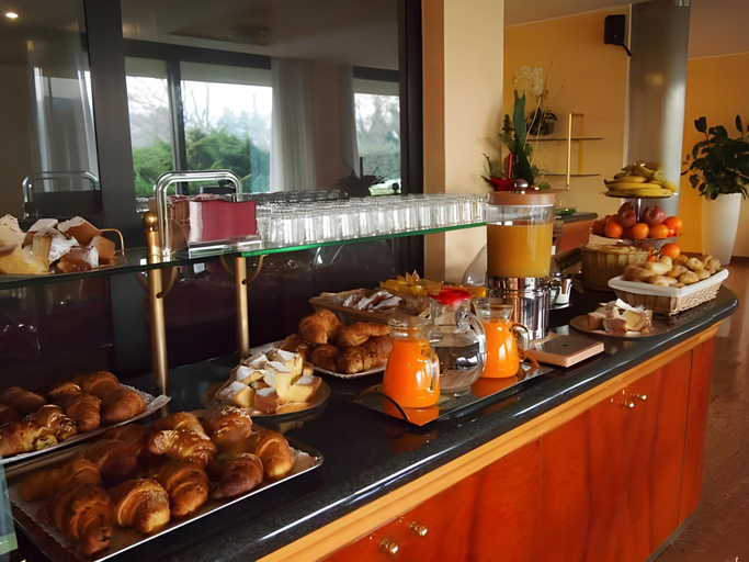 Food & Drinks 5, Residence all'Adige, Verona