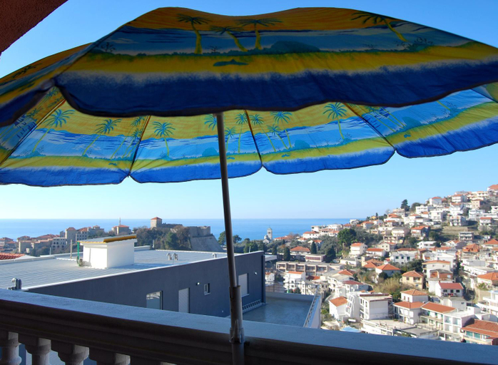 View 2, Omega Apartments