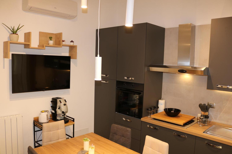 Others 5, ALLUMARO HOUSE, Trapani