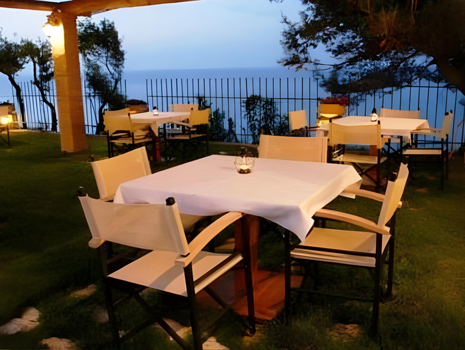 Food & Drinks 5, Erietta Aparthotel, Ionian Islands