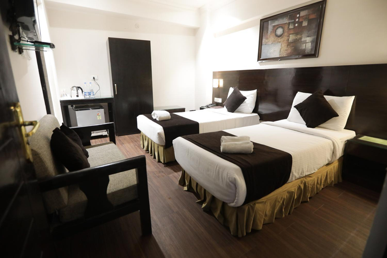 Bedroom 2, Hotel ANR, Lucknow