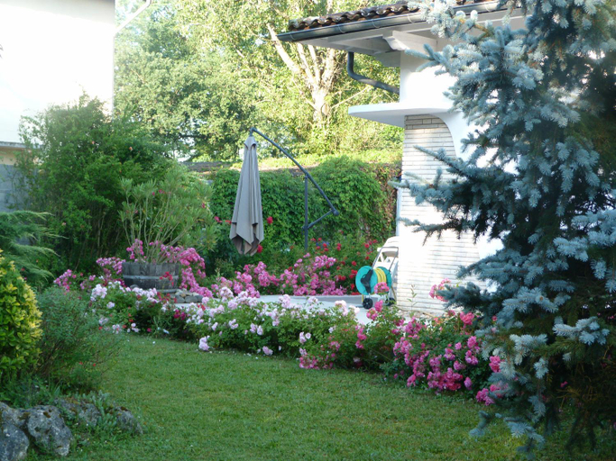 Others 2, Maison MARYSA, Gironde