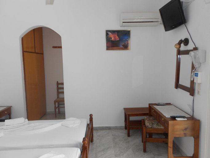 Bedroom 3, Zorbas Hotel, North Aegean