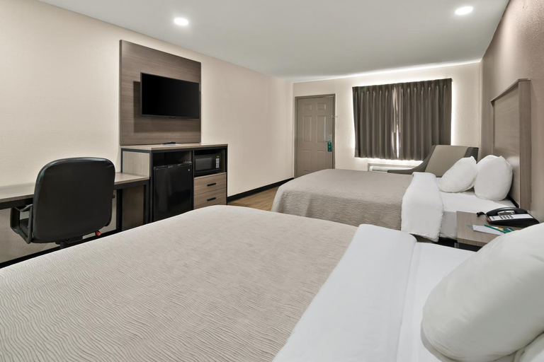Bedroom 3, Quality Inn & Suites Weatherford, Parker