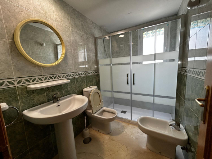 Bathroom 3, Gemelos 22 Fincas Benidorm, Alicante
