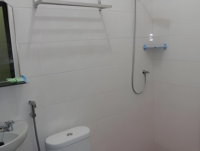 Bathroom 3, Motel Langko48, Lombok