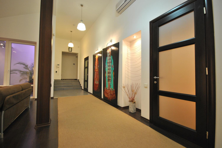 Others 4, Apartment Grecheskie, Odes'ka