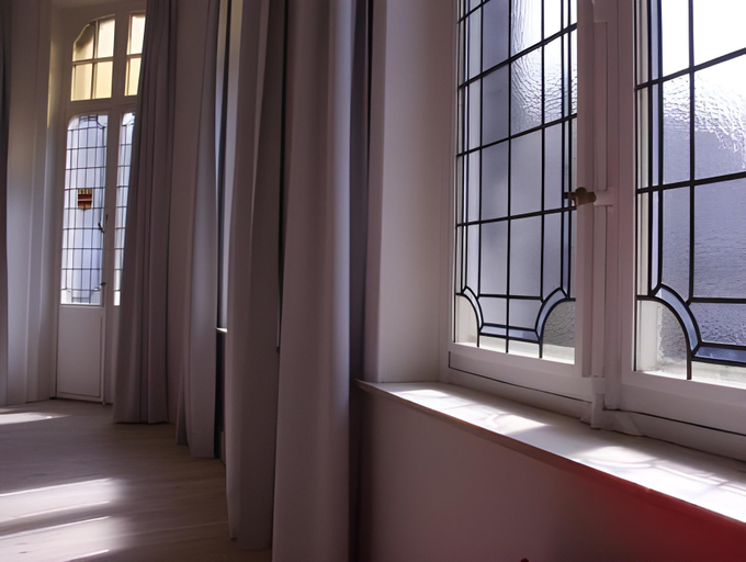 Others 5, B&B Dusk till dawn, Antwerpen