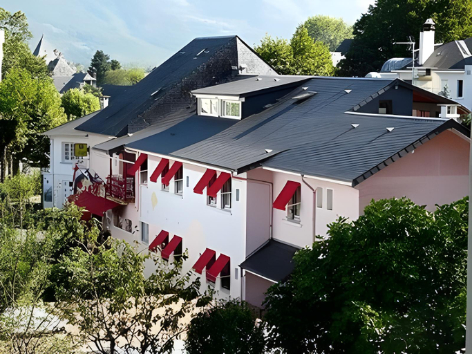 Exterior & Views 2, Logis Hotel les Cimes, Hautes-Pyrénées