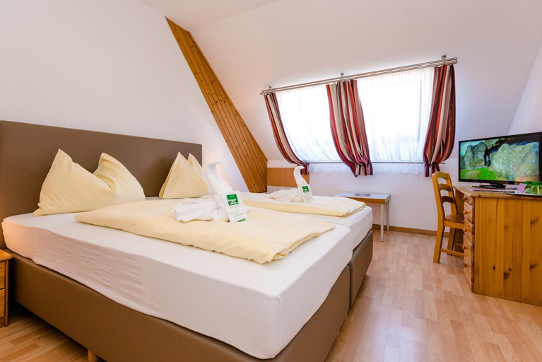 Bedroom 3, Stadthotel Schwerterbrv U, Murtal