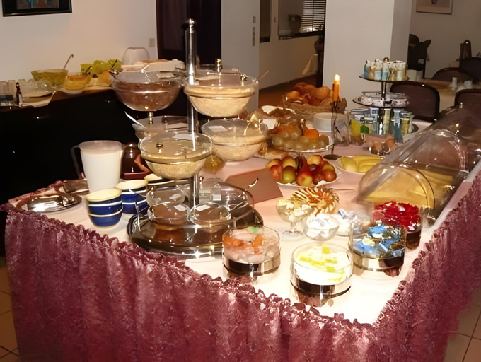 Food & Drinks 5, Businesshotel & Appartements Stuttgart-Vaihingen, Stuttgart