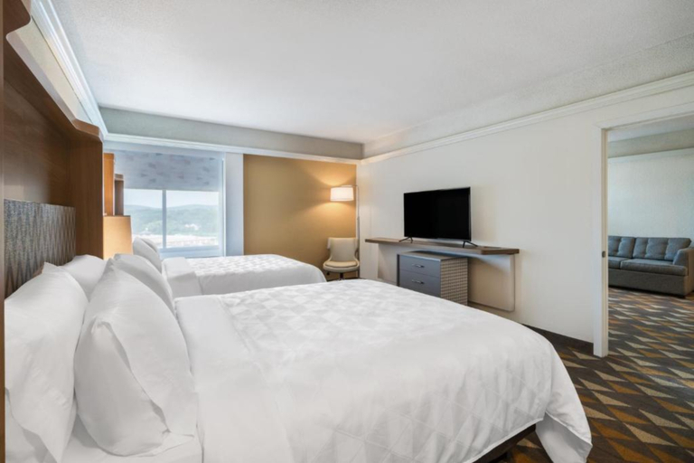 Holiday Inn Express & Suites PITTSFIELD - BERKSHIRES Room Type - 2 Queen Suite Communications Mobility Accessible Holiday Inn Express & Suites PITTSFIELD - BERKSHIRES Room Type - 2 Queen Suite Communications Mobility Accessible