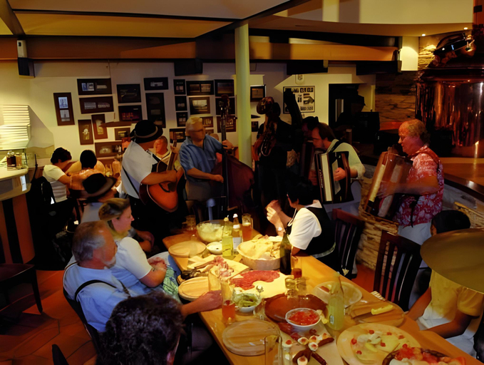 Food & Drinks 4, Martinerhof's Brauhotel, Bolzano