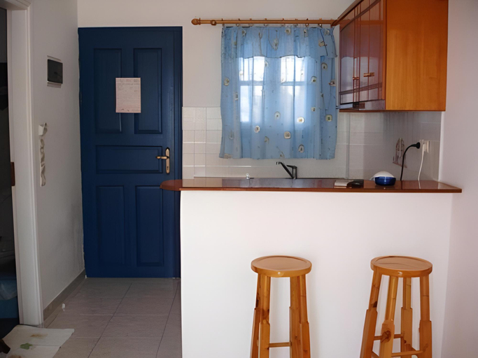 Others 4, Mary Rooms, South Aegean