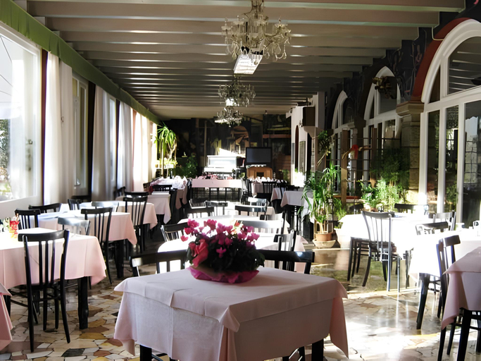 Food & Drinks 4, Albergo Trieste - Lorenzago, Belluno