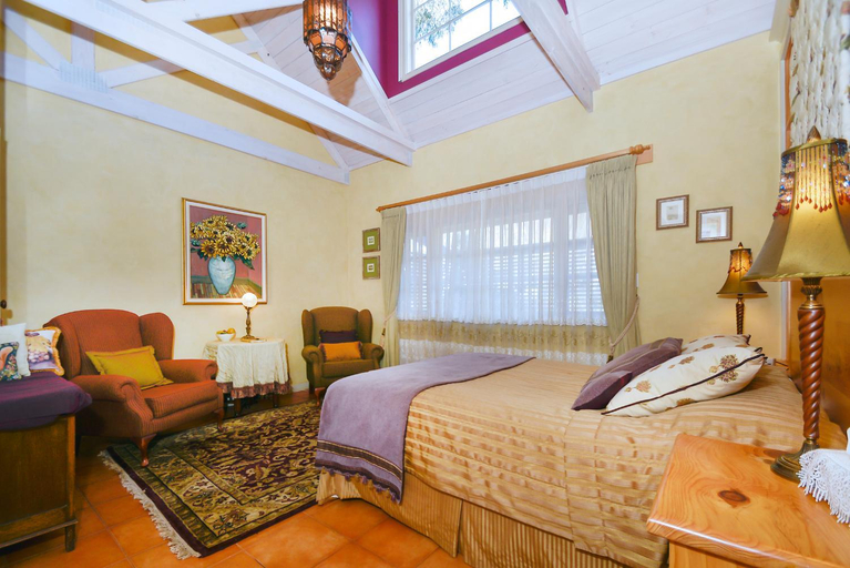 Bedroom 12