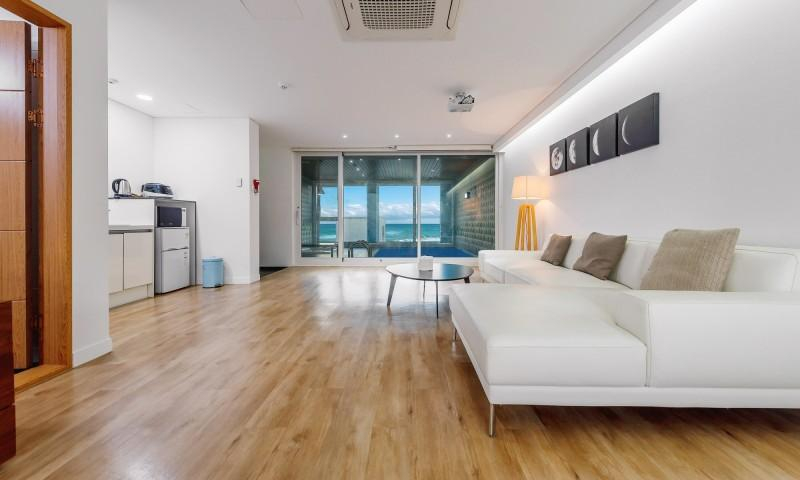 Others 5, Yeongdeok B Side Poolvilla, Yeongdeok