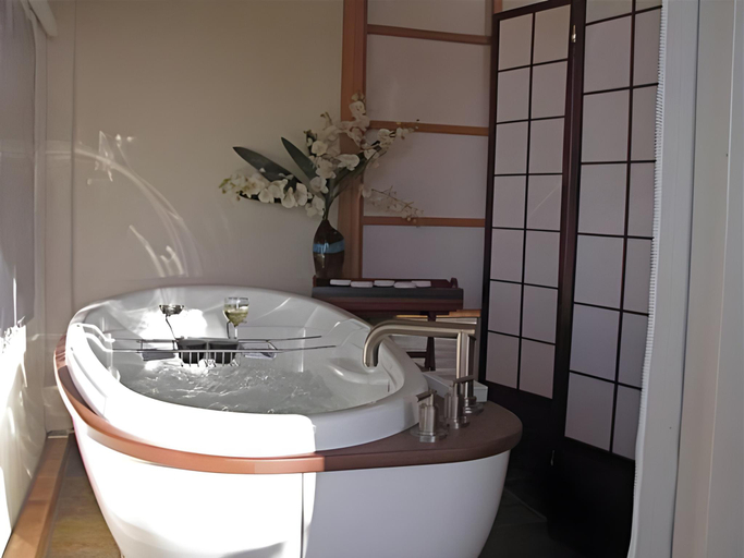 Bathroom 5, Rockwater Secret Cove Resort, Sunshine Coast
