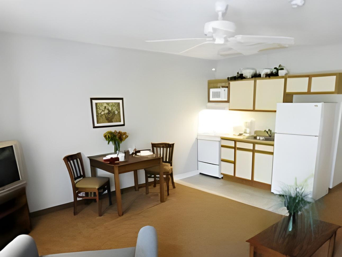 Public Area 2, Affordable Suites Fredericksburg, Stafford
