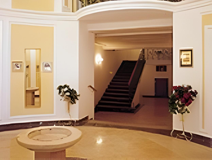 Public Area 2, Hotel Flora, Cheb
