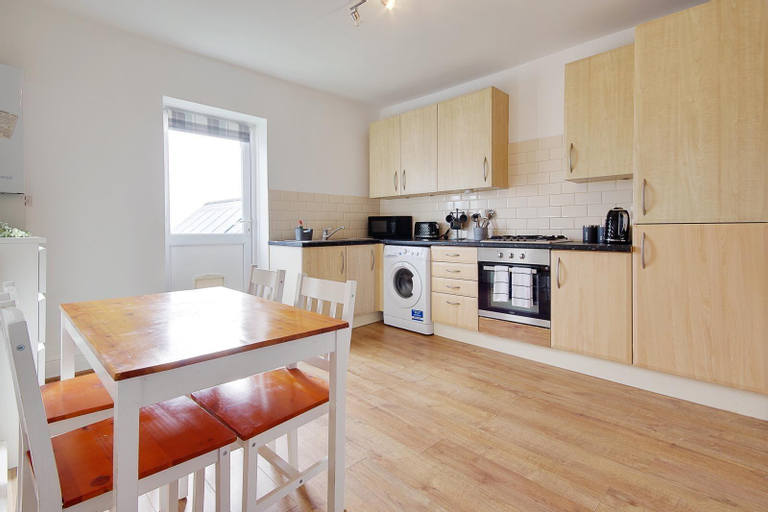 Ashley Road Apartment 3, Poole