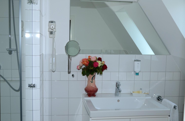 Bathroom 3, Hotel Destination 21, Düsseldorf