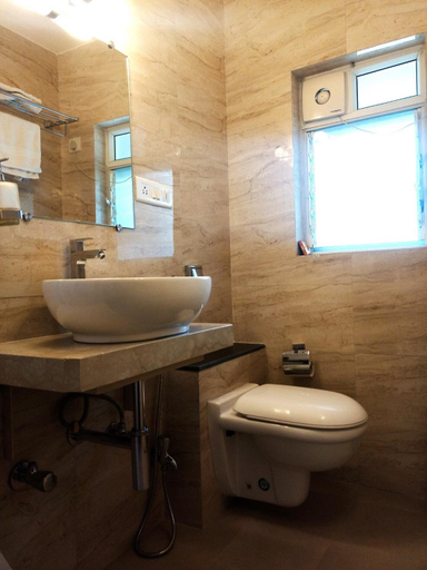 Bathroom 2, Cozy Inn, Pune