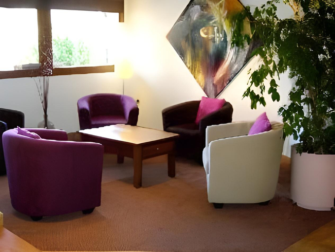 Public Area, La Cle Des Champs, Savoie