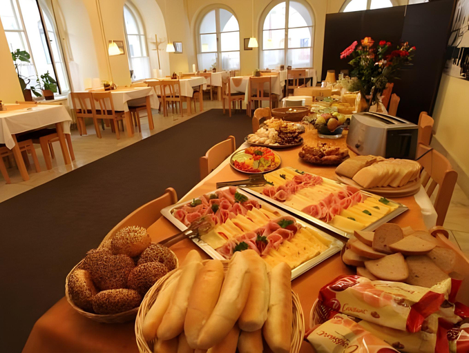 Food & Drinks 5, Hotel Bily Konicek, Jindřichův Hradec