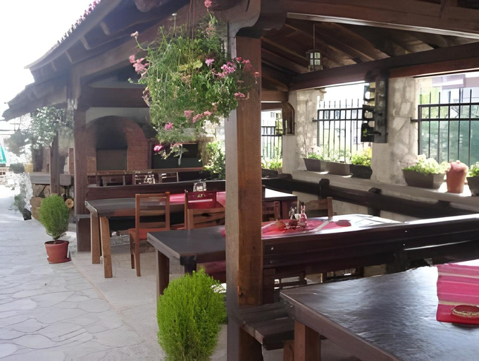Food & Drinks 5, Dumanov Hotel, Bansko
