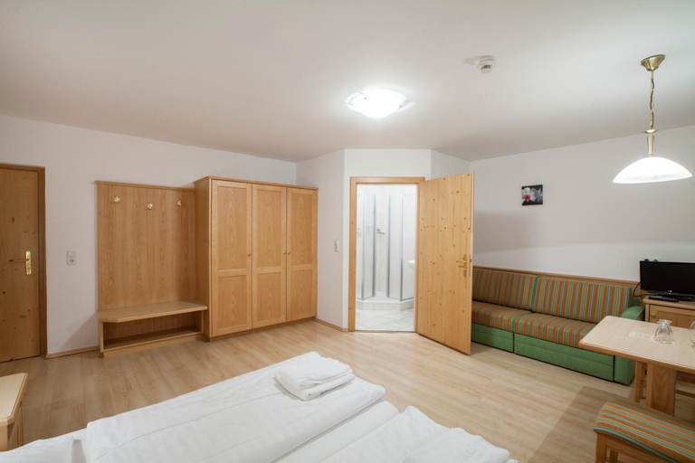 Bedroom 3, Hotel Kammerhof, Kufstein