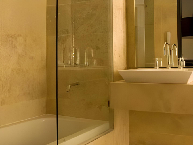 Bathroom 5, Mod Hotels Mendoza, Capital
