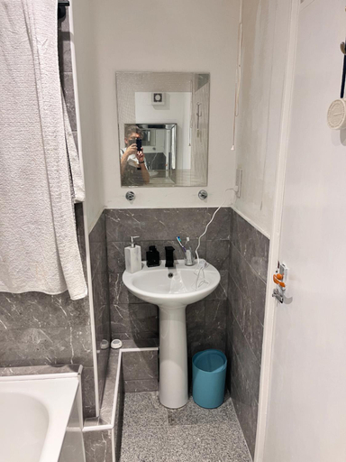 Bathroom 3, Cozymodernroom, Brighton and Hove