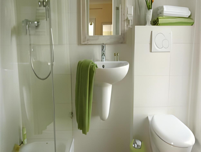Bathroom 4, Hotel Villa Verde, Düsseldorf