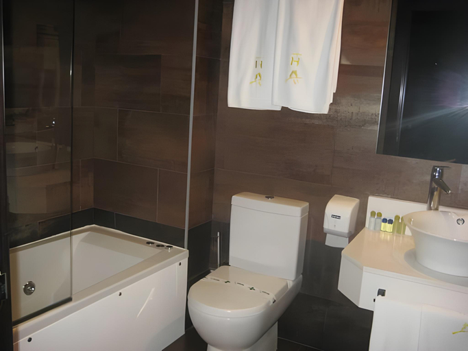 Bathroom 4, Hospedium Hotel Los Periquitos, Murcia