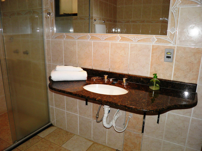 Bathroom 3, Executivo Park Hotel, São Borja
