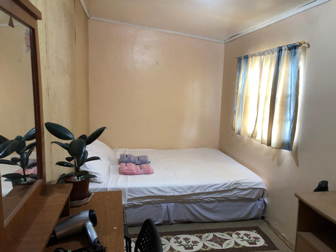Quiet Garden Home, Bacoor