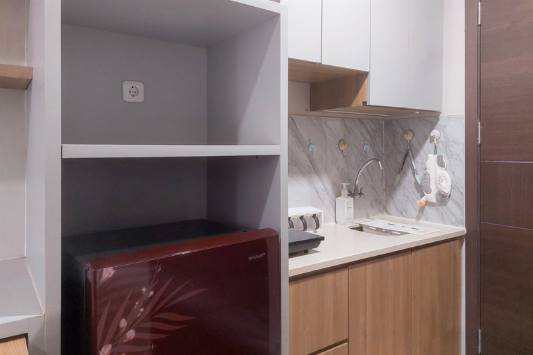 Others 4, Good Studio near Binus at Pacific Garden Apartment By Travelio, Tangerang