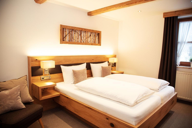 Bedroom 2, Pension Sommer, Tirschenreuth