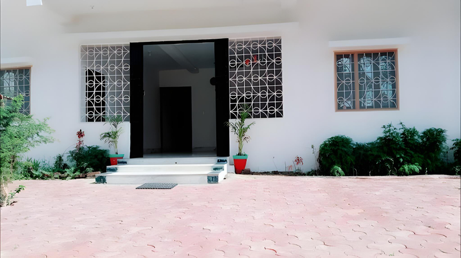 Nilam Guest House, Nawada
